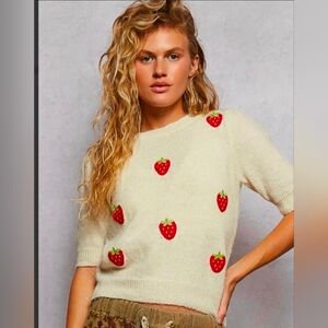 POL STRAWBERRY SWEATER TOP